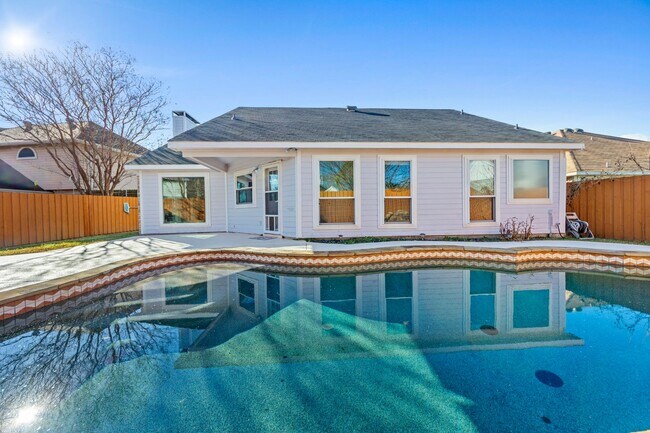 Building Photo - 128 Overbrook Dr