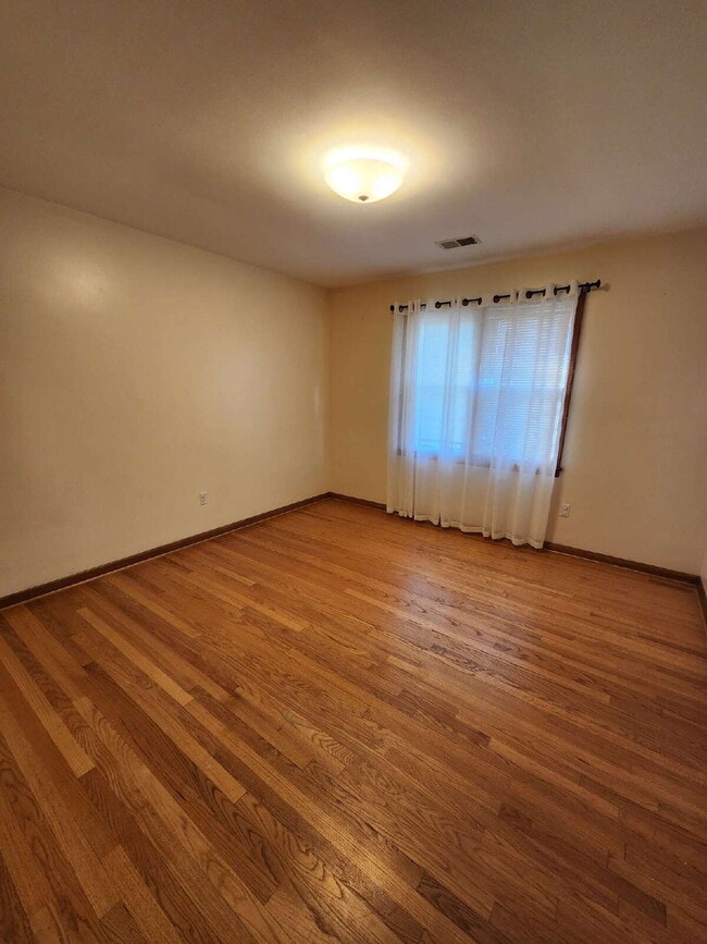 Building Photo - 9839 Lees Mill Rd