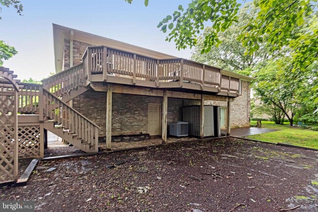 Building Photo - 4157 Waterway Dr