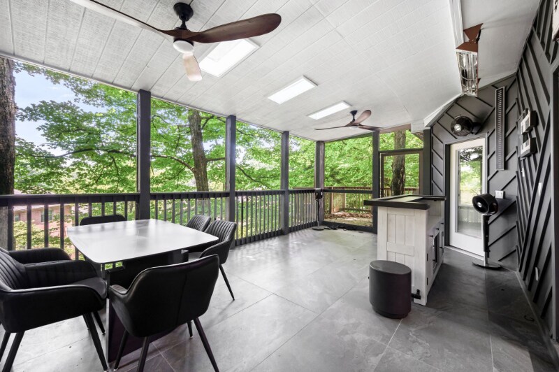 Building Photo - 700 Harpeth Trace Dr