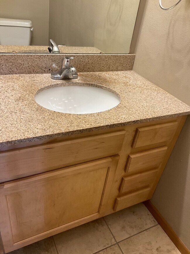 Building Photo - 119 Northtowne St