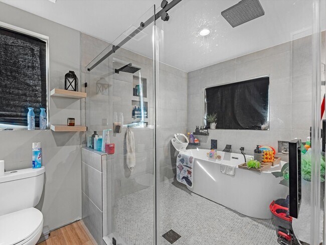 Building Photo - 3209 Pennsylvania St