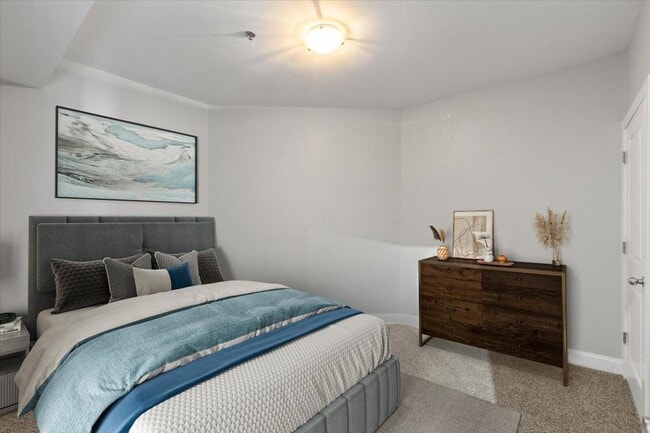 Building Photo - 1333 W Broad St