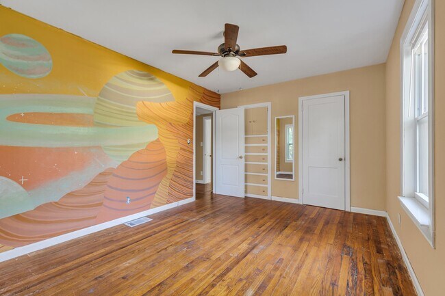 Building Photo - 1212 Carraway St