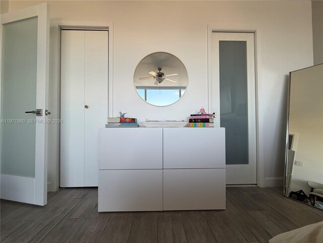 Building Photo - 2715 N Ocean Blvd