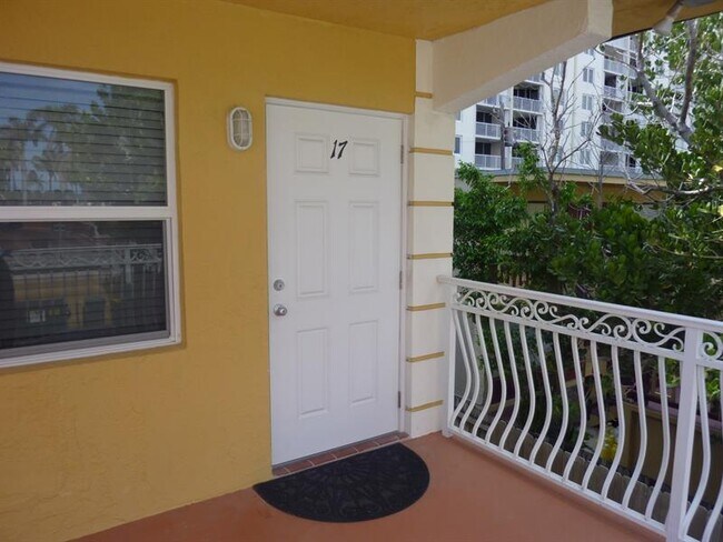 Building Photo - 2131 N Ocean Blvd