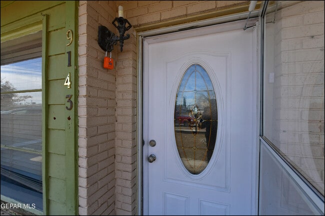 Building Photo - 9143 Matterhorn Dr