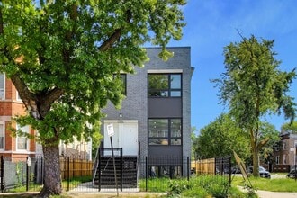 Building Photo - 703 N Homan Ave.