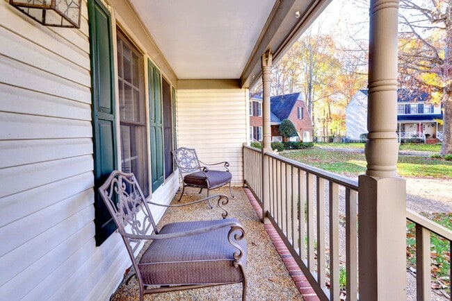 Building Photo - 411 Willards Way