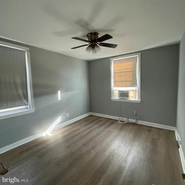 Building Photo - 1430 Greeby St