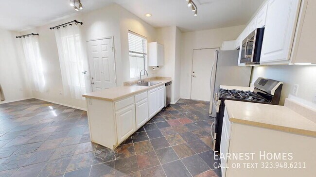 Building Photo - 20000 Plum Canyon Rd