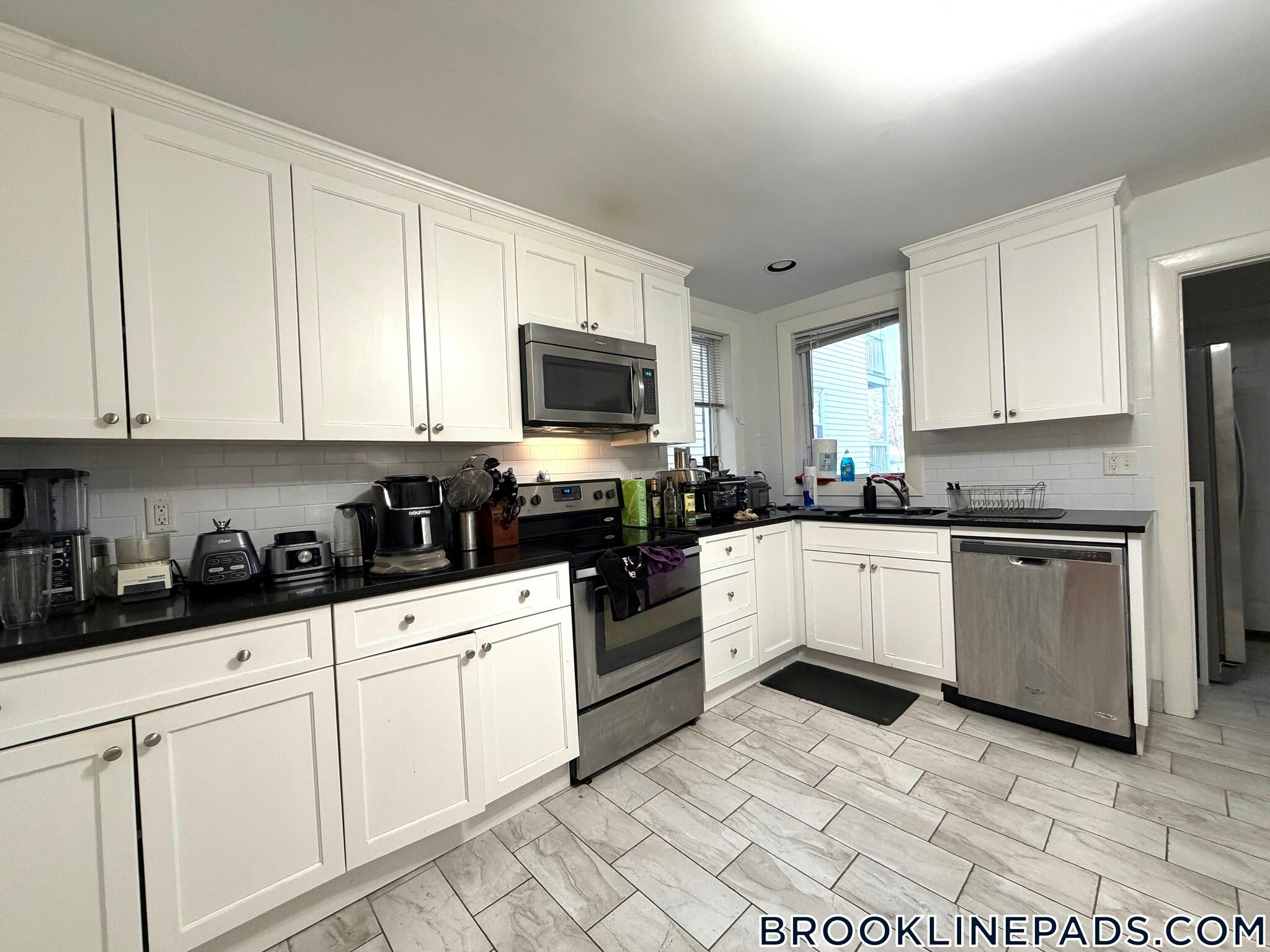 Building Photo - 39 St Paul St