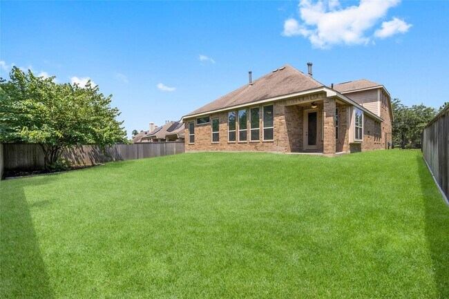 Building Photo - 38 Estherwood Pl