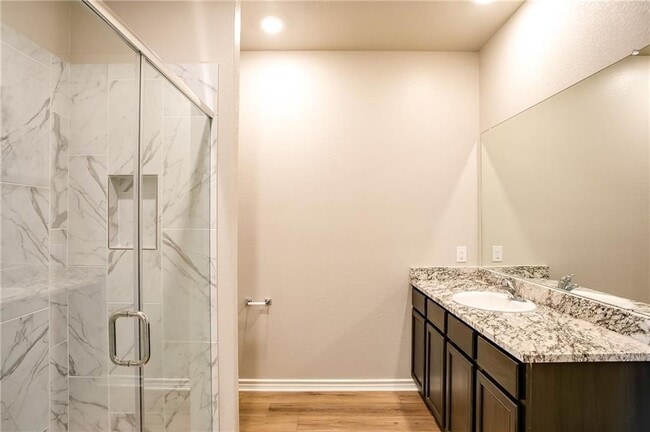 Building Photo - 104 Mount Vernon Way