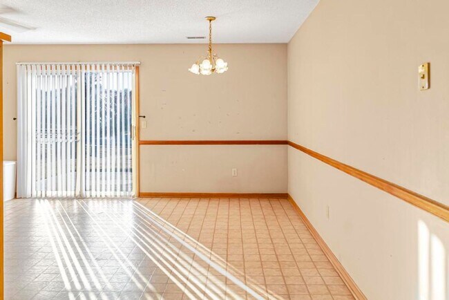 Building Photo - all electric home