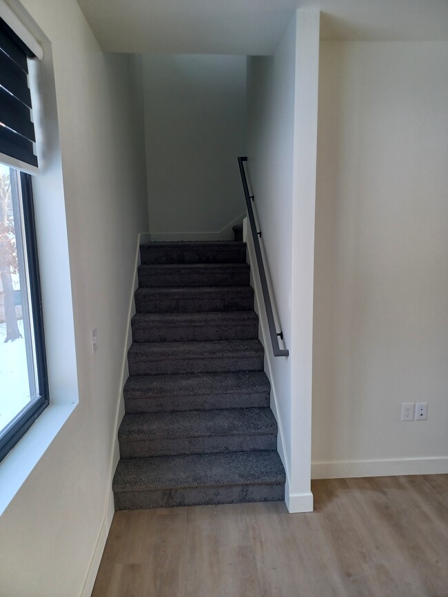 Building Photo - 3217 Fairfax St