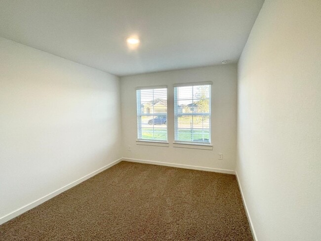 Building Photo - 30007 Foxtail Pne Ct