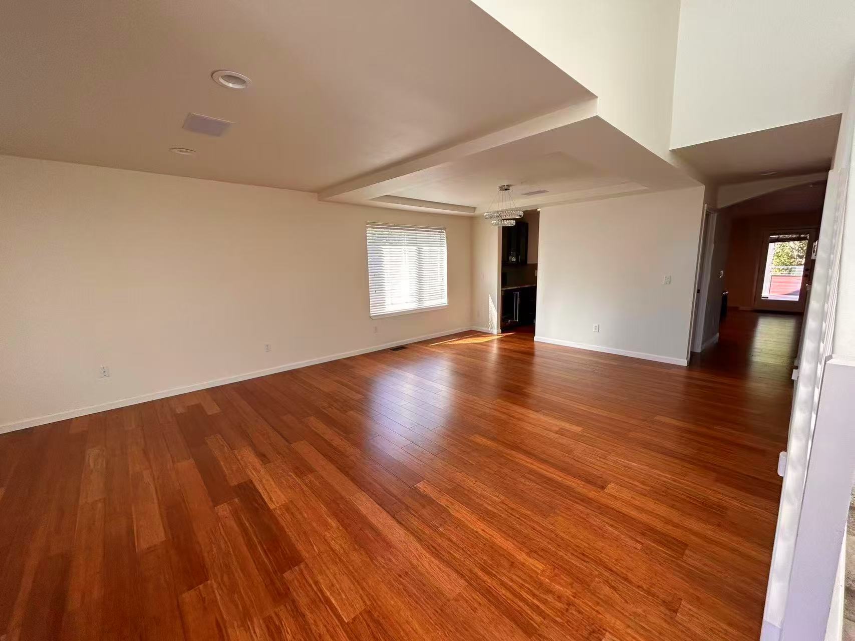 Building Photo - 6412 77th Dr NE