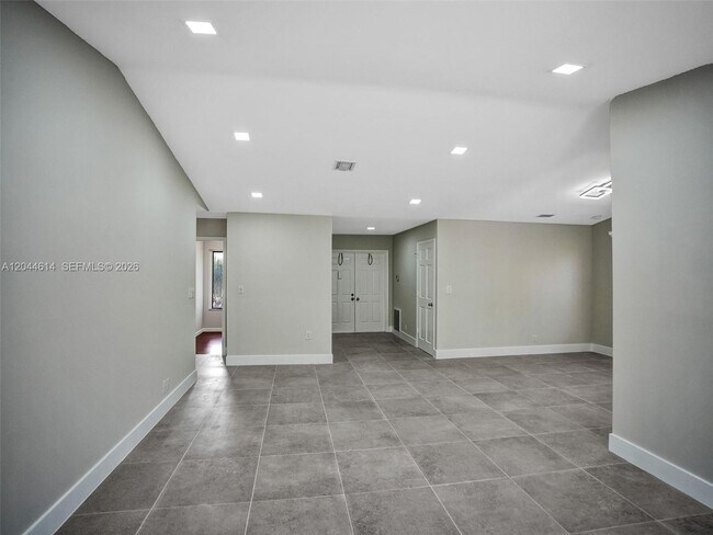 Building Photo - 3216 NW 105th Ave