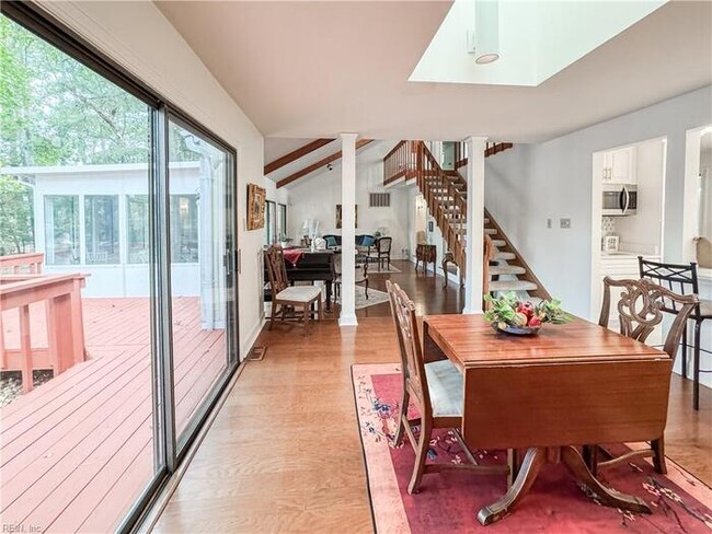 Building Photo - WATERFRONT 5 BEDROOM/4 BATH IN VIRGINIA BEACH! READY FOR RENT!!