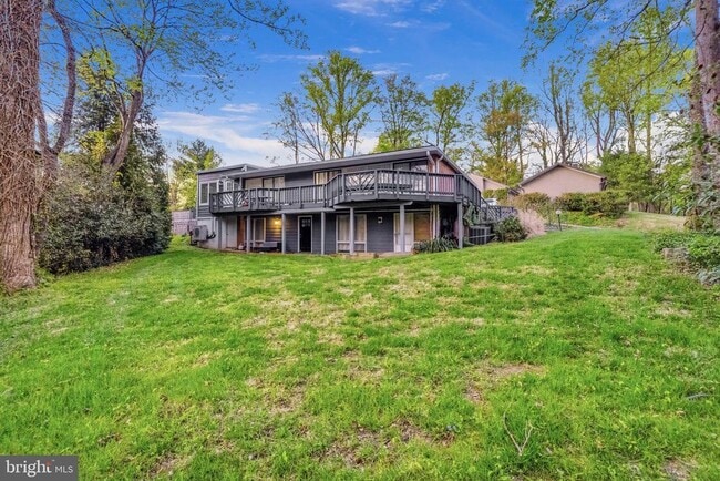 Building Photo - 9416 Holbrook Ln