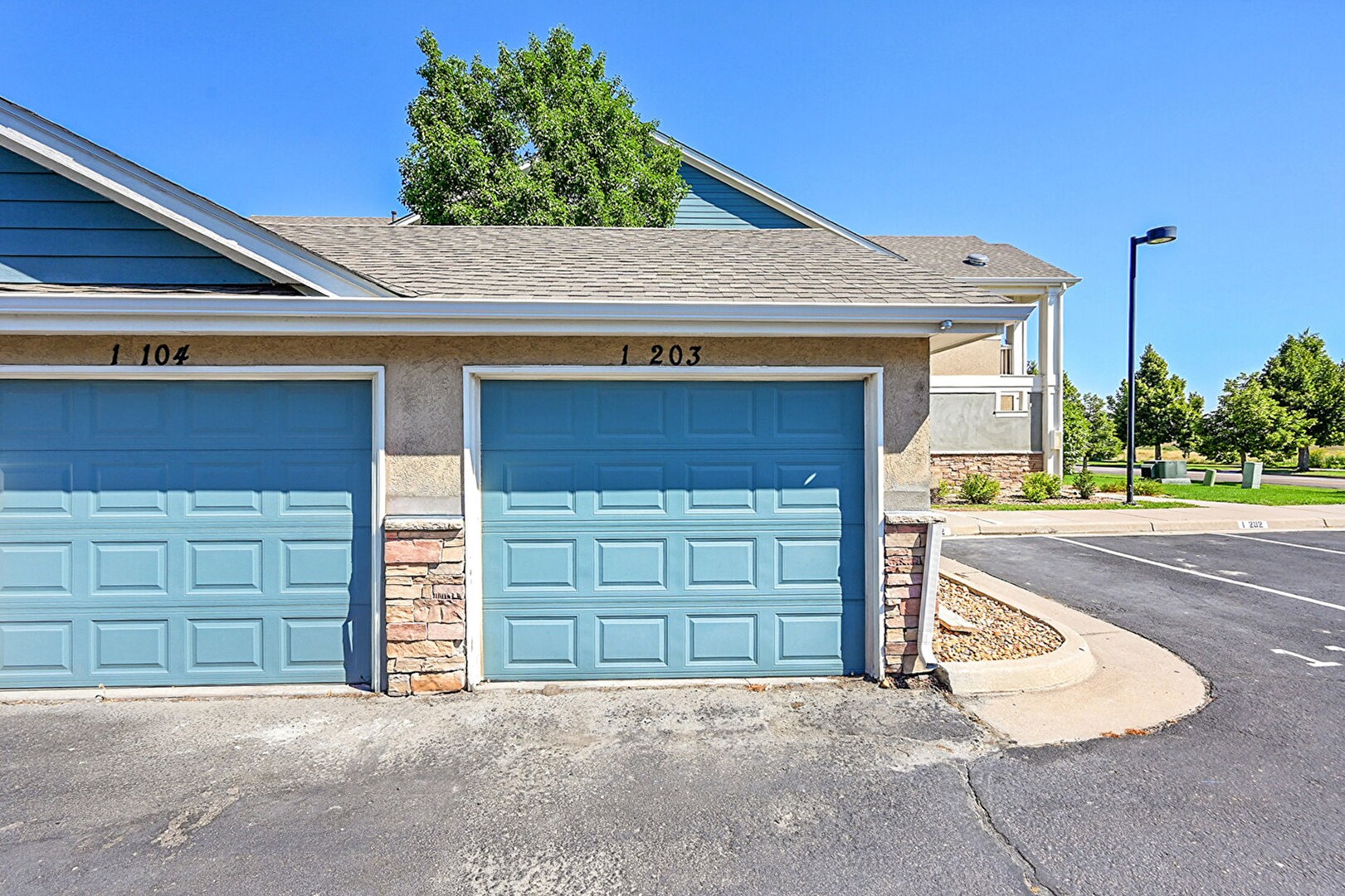 Building Photo - 8200 E 8th Ave