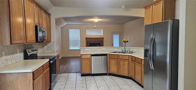 Building Photo - 20510 Spring Bluff Ln