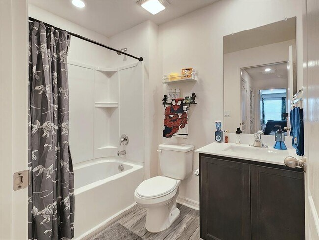 Building Photo - 1679 Wynford Cir