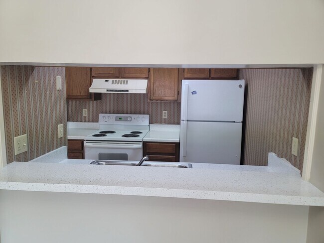 Building Photo - Five Points - Plaza Center