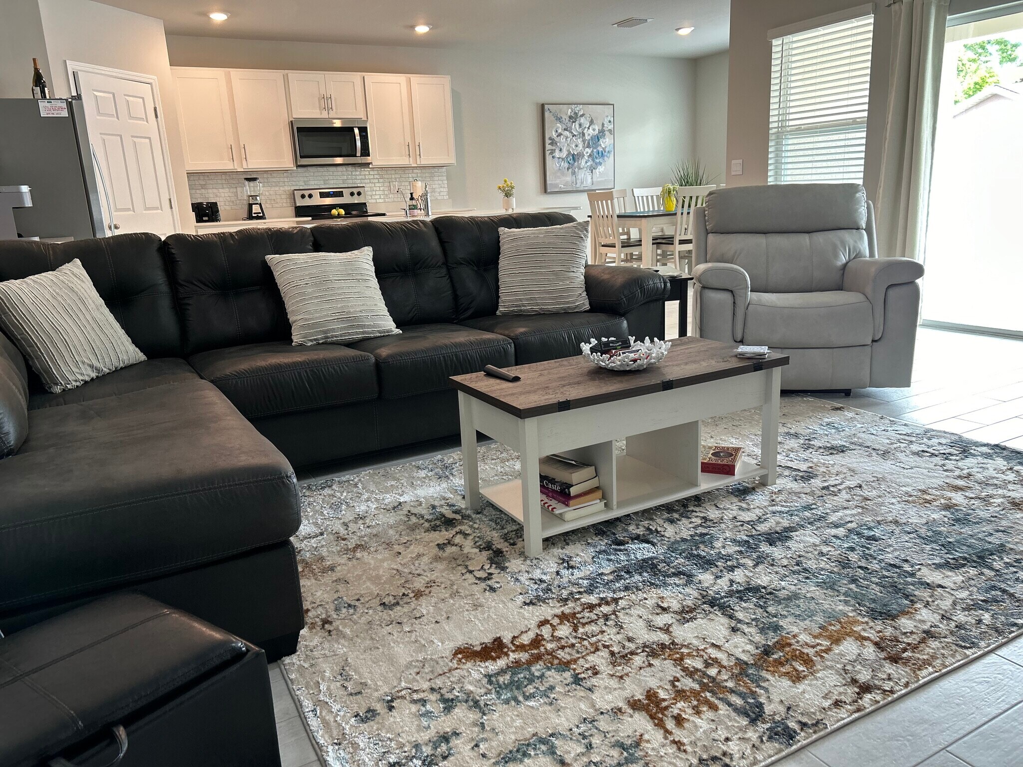 Living room - 1123 NW 2nd Ave