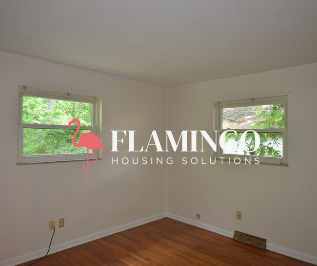 Building Photo - 4317 Sheller Ave