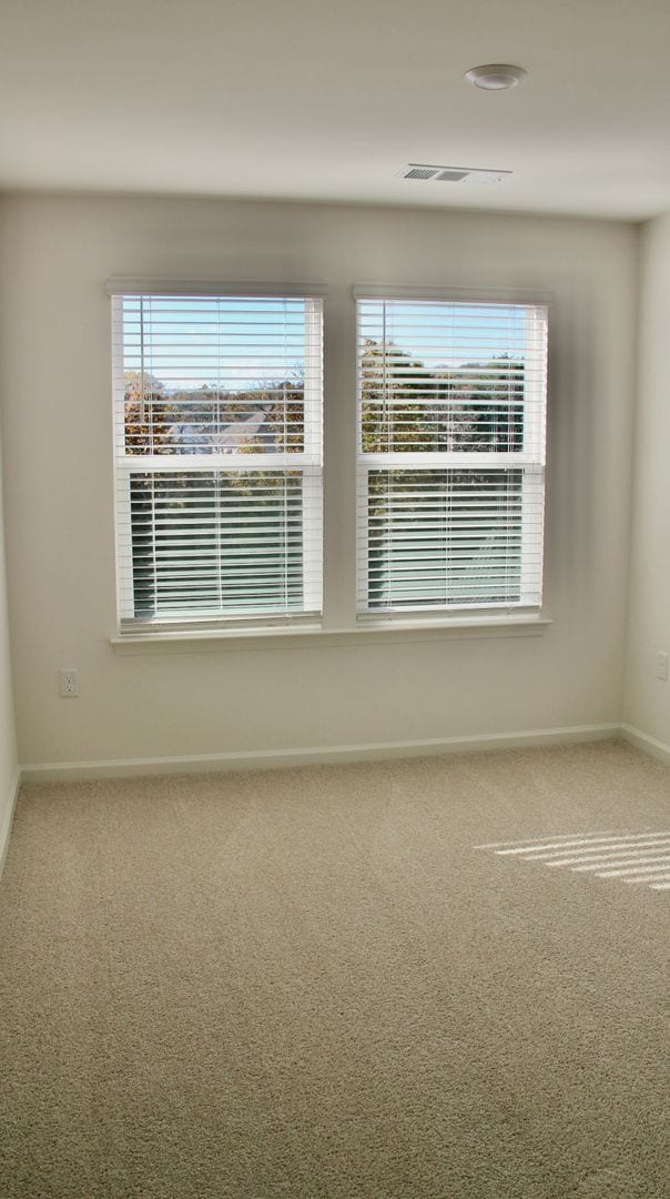 Building Photo - 464 Blair Rd