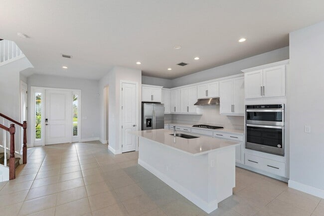 Building Photo - 12680 Nautilus Cir