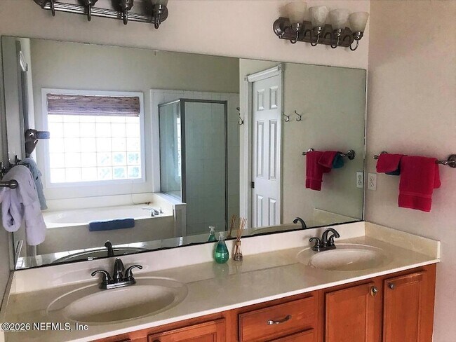 Building Photo - 2961 Antigua Dr