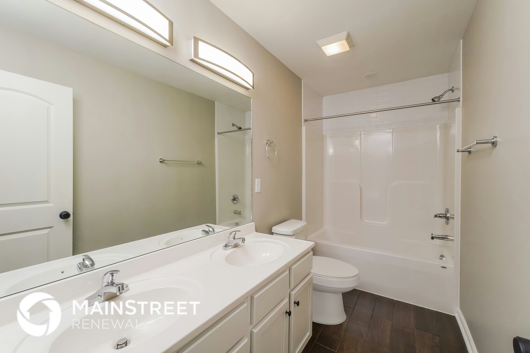 Building Photo - 2097 Paddle Wheel Dr