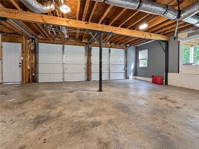 Building Photo - 154 Camden Woods Dr