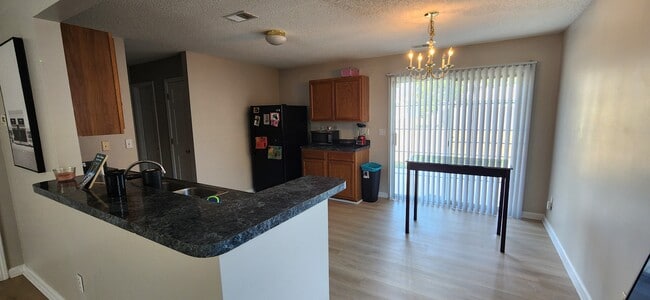 Building Photo - 1113 Waverly Pl Dr