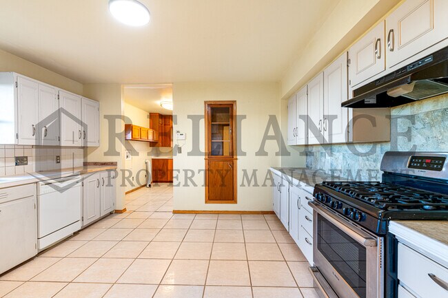 Building Photo - 4525 N 247th St W