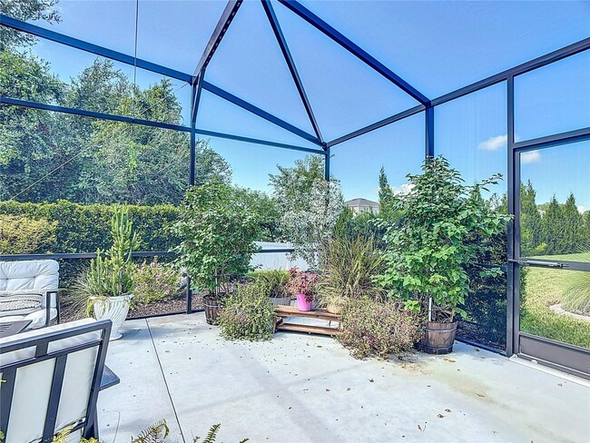 Building Photo - 588 Cantabria Dr