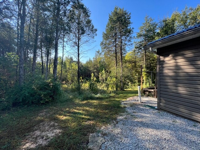 Building Photo - Home on 5 Acres
