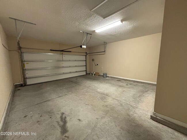 Building Photo - 99 Athens Dr