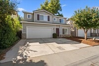 Building Photo - 3224 Via Verde Terrace