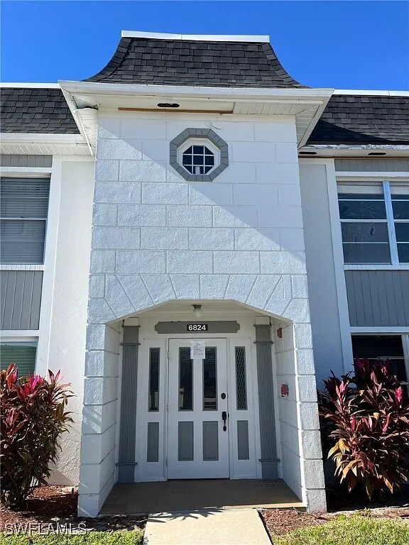 Building Photo - 6824 Sandtrap Dr N