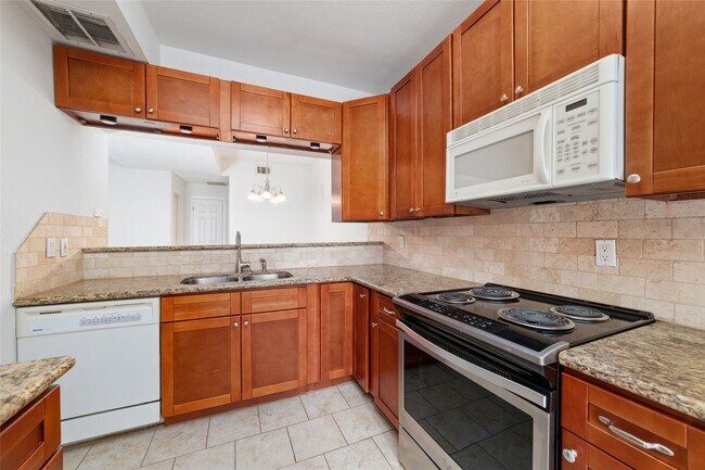 Building Photo - 2001 Bering Dr