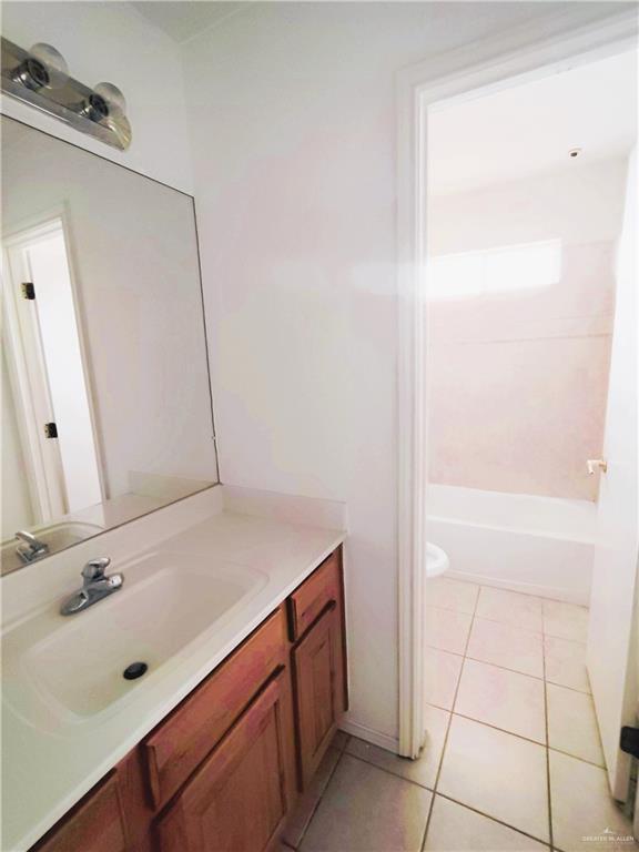 Building Photo - 3504 El Jardin St