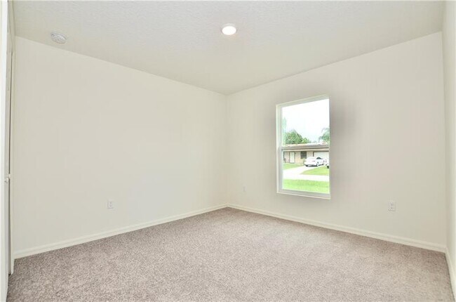 Building Photo - 1426 SW Merchant Ln