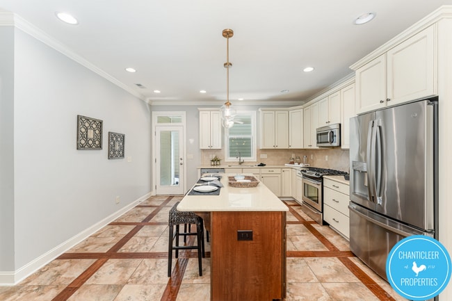 Building Photo - 379 Tobacco Farm Way