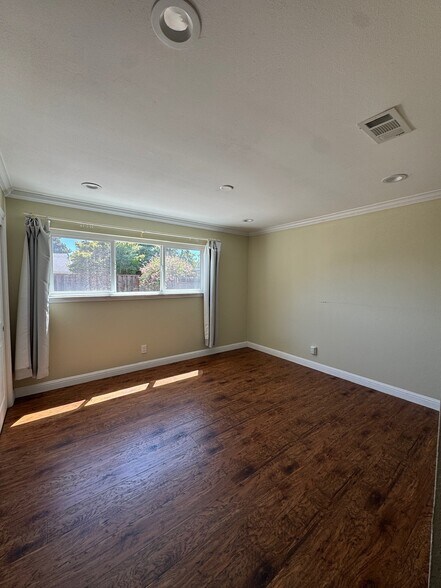 Building Photo - 34641 Fielding Ct