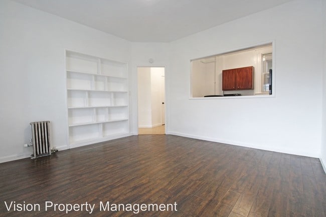 Primary Photo - 3301 Telegraph Ave