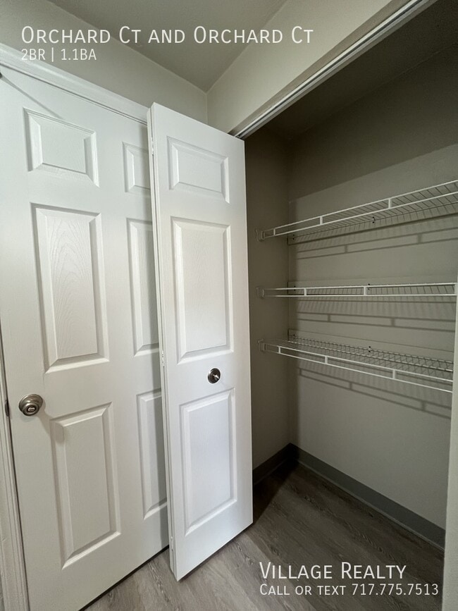 Building Photo - 306 Orchard Ct